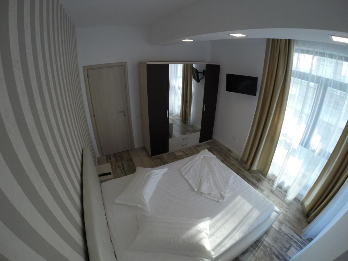 911 Cazare Mamaia Exterior foto